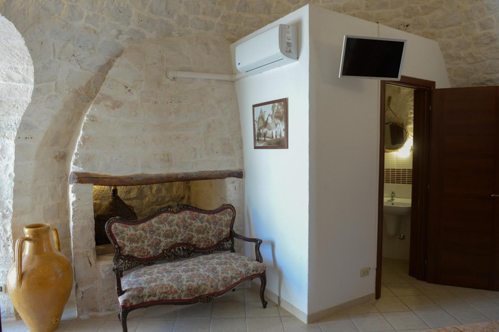 Апартаменты Trulli Lisanna - Apulian Hideaway With Pool Antonelli Экстерьер фото