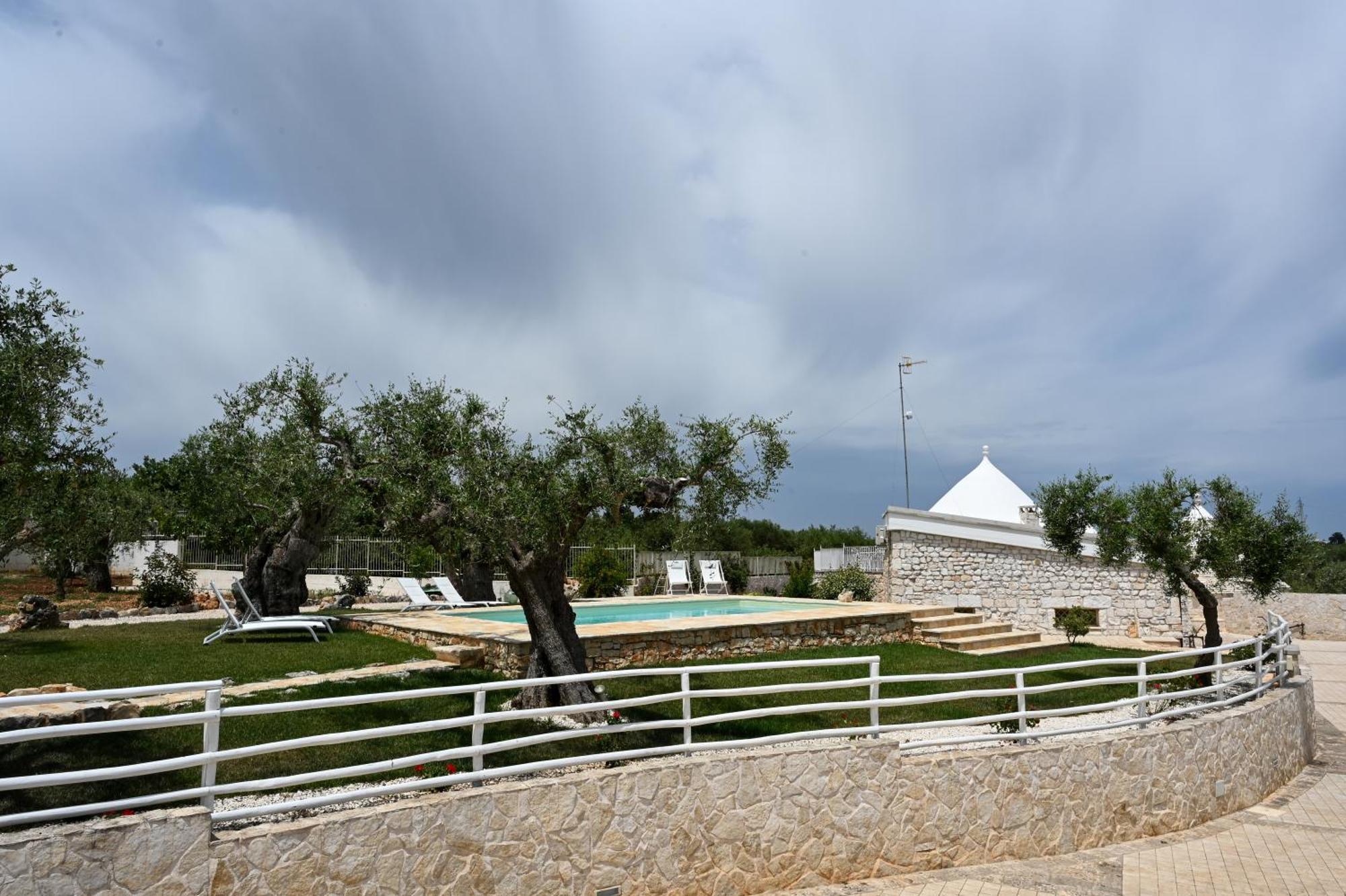 Апартаменты Trulli Lisanna - Apulian Hideaway With Pool Antonelli Экстерьер фото